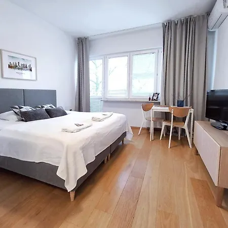 Concierge Hoza Centrum * ורשה